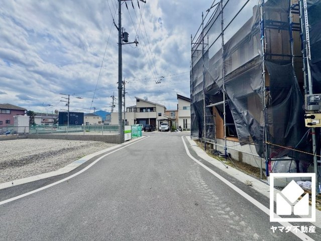 大津市雄琴５丁目　2期　2号棟の前面道路含む現地写真|6月21日　現地写真更新