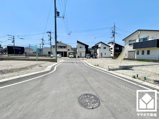 大津市雄琴５丁目　2期　2号棟の前面道路含む現地写真|5月19日　現地写真更新
