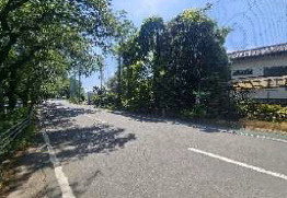 厚木市元町　売地の前面道路含む現地写真