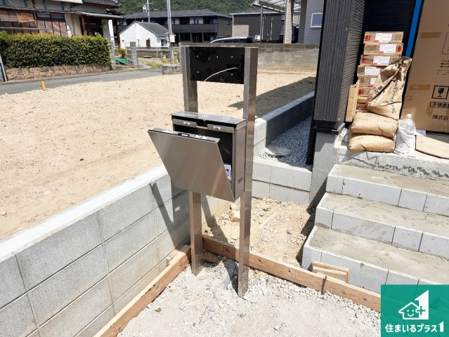 姫路市勝原区宮田　第2期　新築一戸建ての外観|周辺は落ち着いた街並みの住宅地！子育てがしやすい住環境です！まだ未完成ですが、現地でしかわからない事もございます。是非一度ご覧ください。