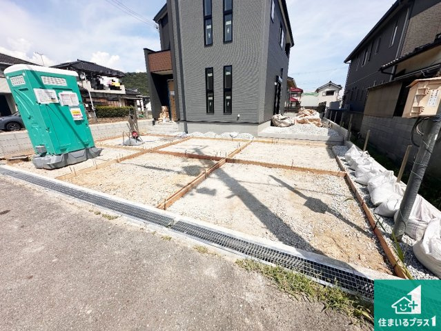 姫路市勝原区宮田　第2期　新築一戸建ての外観|周辺は落ち着いた街並みの住宅地！子育てがしやすい住環境です！まだ未完成ですが、現地でしかわからない事もございます。是非一度ご覧ください。
