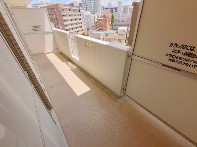 【バルコニー】 | インペリアル花屋敷