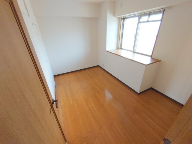 【寝室】 | インペリアル花屋敷