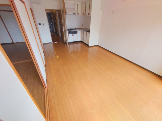 【居間・リビング】 | インペリアル花屋敷