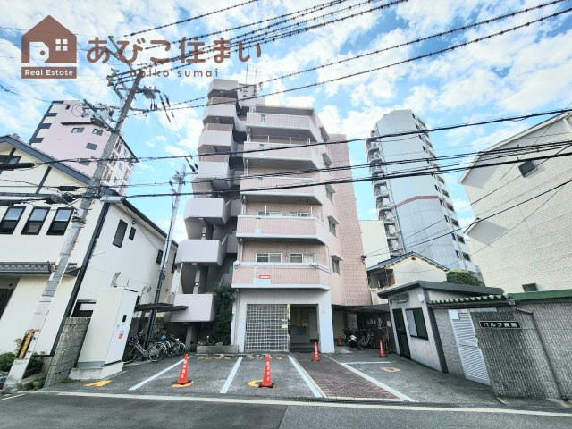 パルク長居の外観
