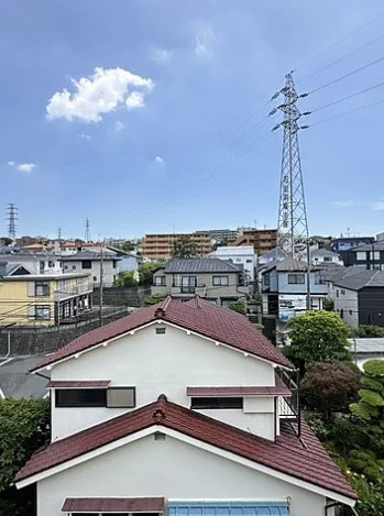 多摩市馬引沢１丁目の賃貸マンションの展望