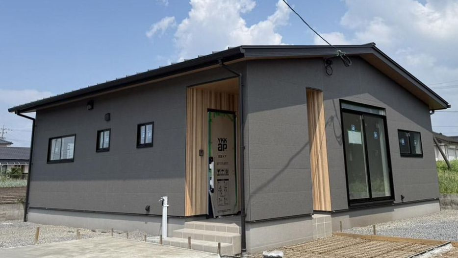 曽於市末吉町諏訪方の新築一戸建の外観