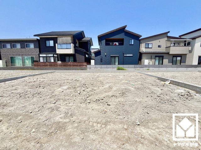 大津市雄琴５丁目　2期　4号棟の前面道路含む現地写真|5月19日　現地写真更新