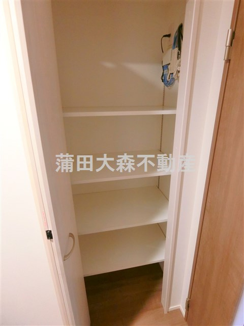 プライマル西蒲田の収納|玄関収納②