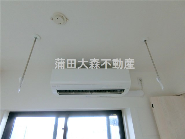 プライマル西蒲田の設備|エアコン　室内物干し