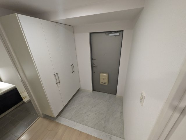 スクエア・アパートメント|名古屋市の賃貸ならMy賃貸の玄関|スクエア・アパートメント