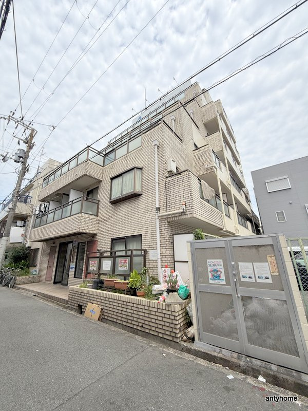 グランドハイツ大今里の外観