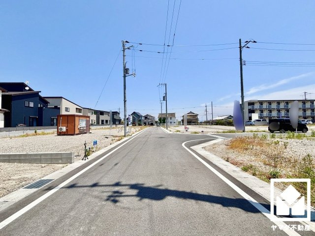 大津市雄琴５丁目　2期　5号棟の前面道路含む現地写真|5月19日　現地写真更新