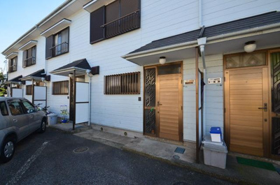 【外観】 | メゾンワタナベ | 外観は落ち着いています