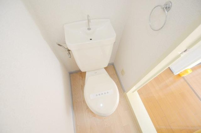 【トイレ】 | メゾンワタナベ | シンプルで使いやすいトイレです