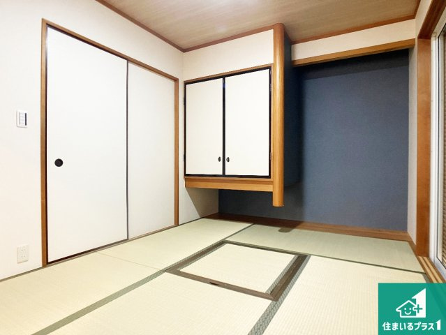 神戸市須磨区東白川台　中古一戸建ての和室|一室あると便利な和室は客間としてだけでなく、小さなお子様のプレイルームや食後のくつろぎスペースとしてもご利用いただけます。