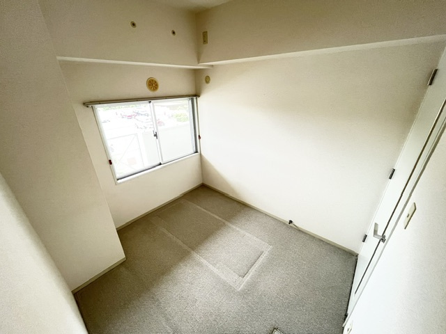 エステム堺・萩原天神の洋室