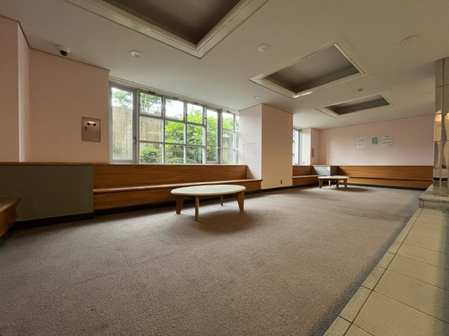 エステム堺・萩原天神のロビー