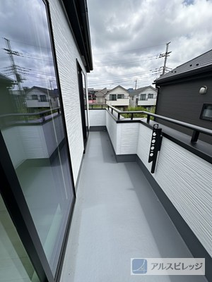 新築/新座市西堀２丁目のバルコニー|暖かな日差しのふりそそぐバルコニー