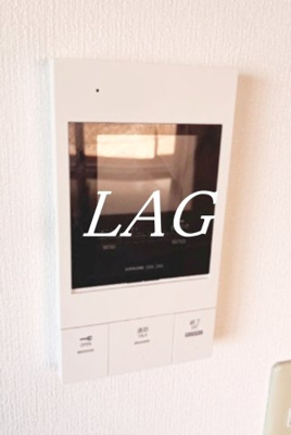 【セキュリティ】 | リトルアージュ | モニター付きインターフォンです。