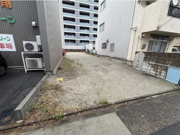 川名町4丁目貸事務所の外観