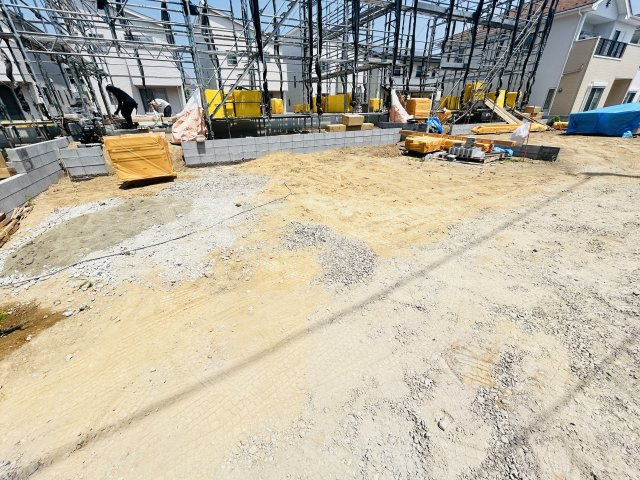 新築　前橋市川原町第４　クレイドルガーデン　2号棟の駐車場|現地写真　駐車スペースは並列2台分可能です！
