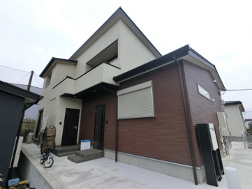 Luce　Bの画像