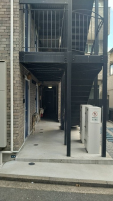 【エントランス】 | マムートハウスヒヨシ | お洒落な建物デザイン♪