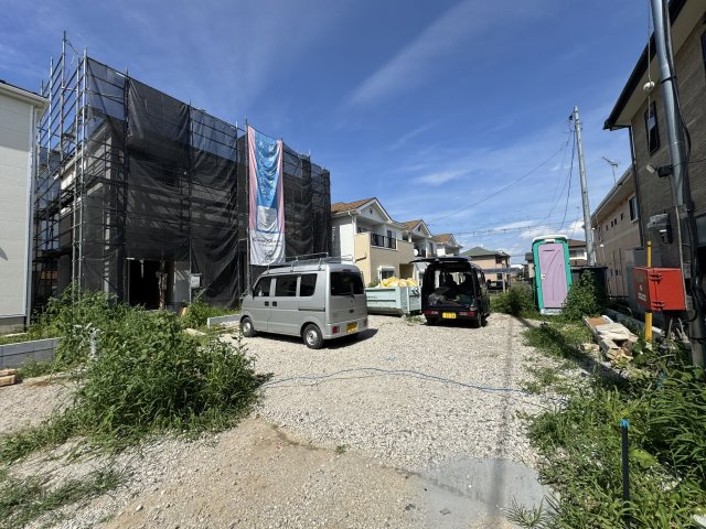 新築　前橋市川原町第４　クレイドルガーデン　3号棟の駐車場|現地写真　駐車スペースは並列2台分可能です！
