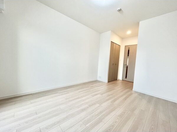 S-RESIDENCE金山Westの寝室