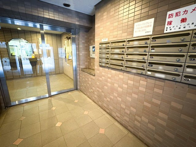 アルブル生麦（鶴見区生麦１丁目）のエントランス|エントランスです