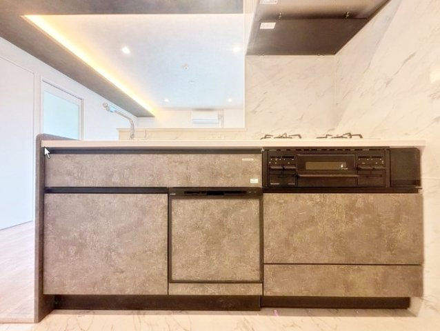 アーバンキャッスル南千住のキッチン|ドキドキの新生活も、安心してスタート。ぴったりの住まいを見つけませんか？クランディアが一緒に住まい選びをサポートします‼　まずは、お気軽にお問合せください　＃クランディア