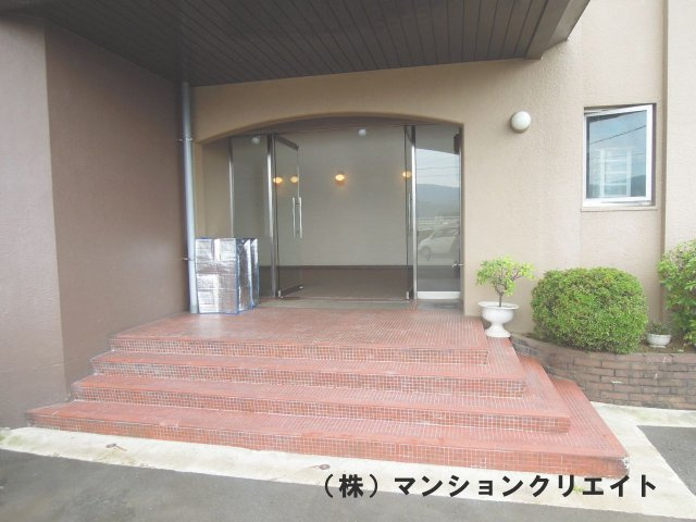 福井セントポリアのエントランス