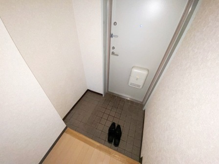 ニュー氷川ハイツの玄関|シンプルで使いやすい玄関です