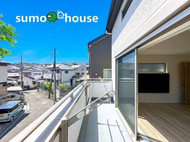 横浜市鶴見区梶山2丁目のバルコニー|開放的で明るい空間を演出してくれるバルコニーです
