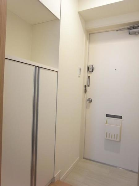 新宿区西早稲田３丁目の賃貸マンションの玄関