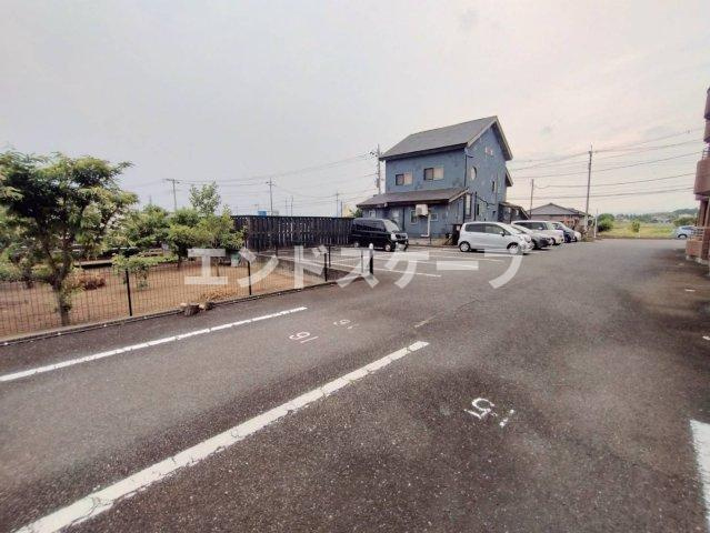 ドリームヒルの駐車場|高崎、前橋のお部屋探しはエンドスケープまで！お客様の理想お聞かせ下さい♪