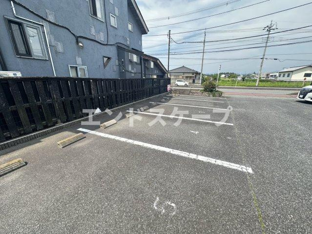 ドリームヒルの駐車場|高崎、前橋のお部屋探しはエンドスケープまで！お客様の理想お聞かせ下さい♪