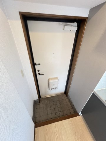 ラ・カーザフェリーチェの玄関