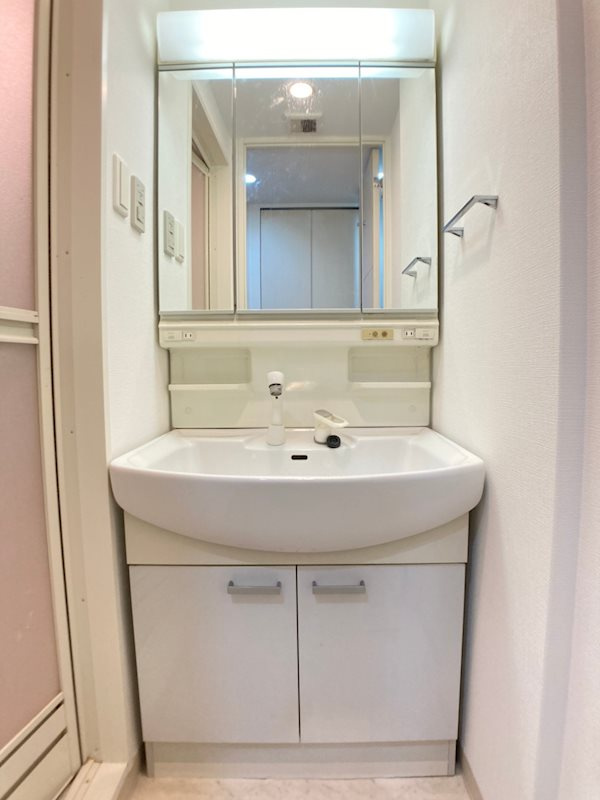 ADWResidence松屋町の洗面所