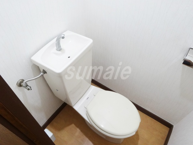 イカリハイツのトイレ|バス・トイレ別です☆彡