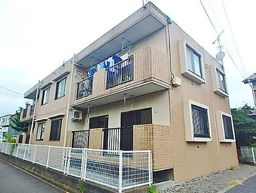 リトルウッズ鳩川の外観