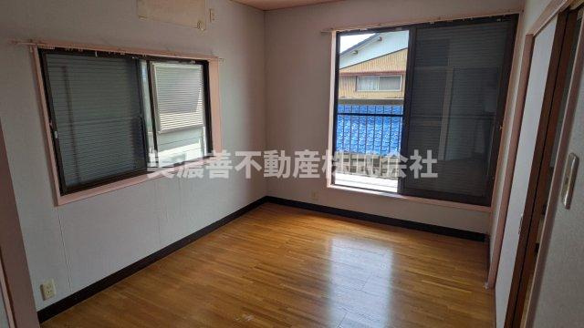 ６６５０８　羽島郡笠松町門間 中古住宅の洋室