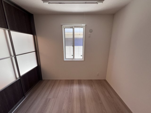 D-ROOM江井島の洋室