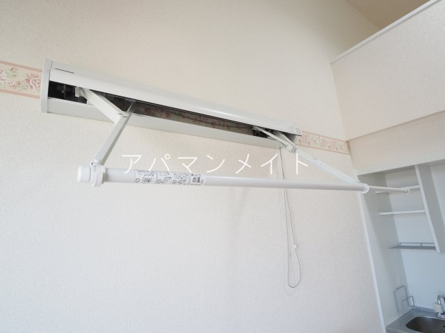 【その他】 | ユナイト戸塚ヴェルサイユの杜 | 便利な室内物干しです