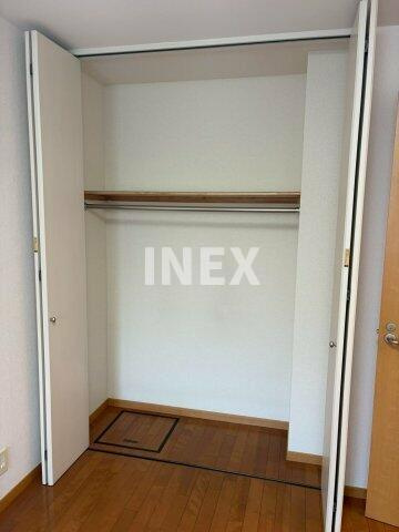 横浜市鶴見区生麦５丁目の賃貸マンションの収納