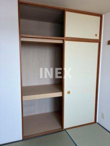 横浜市鶴見区生麦５丁目の賃貸マンションの収納