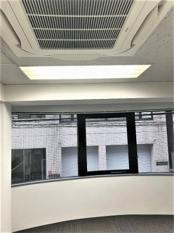 ユニーク本郷の駐車場