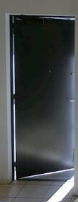 リーフコートの玄関