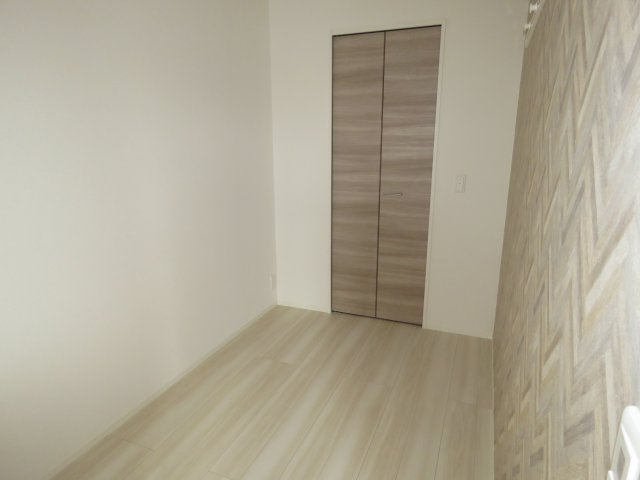 シャルール川越の洋室